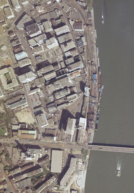 1988, Rheinhafen St. Johann, Luftbild; Quelle: GVA BS