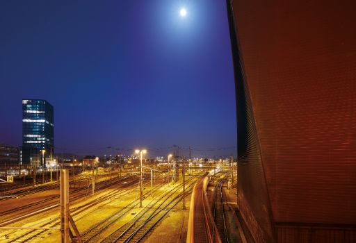 Bahnhof SBB bei Nacht