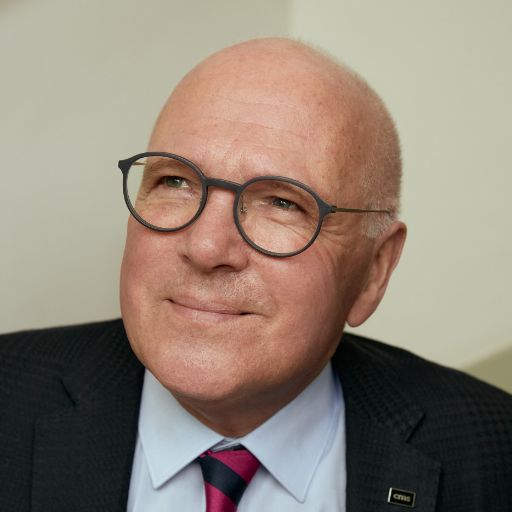 Dr. Lukas Faesch